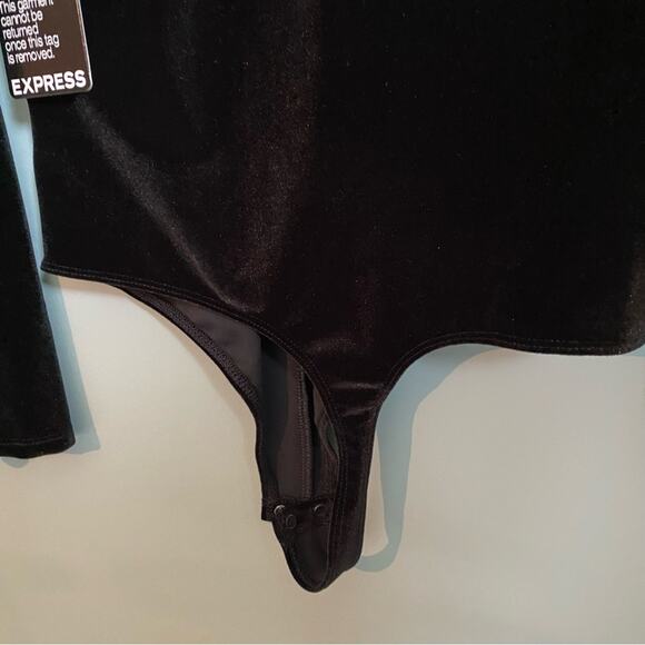 NWT Express Velvet Black Deep V Thong Bodysuit - Picture 7 of 8